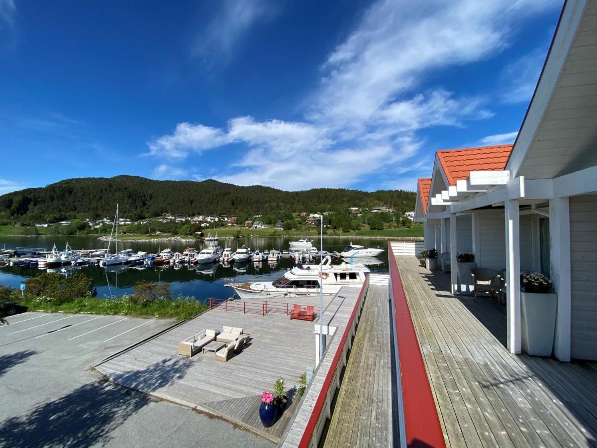Sunde Fjord Hotel, Free And Easy Parking Hotel 3*